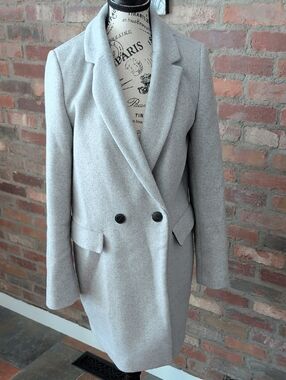 Zara Light Gray Double-Breasted Winter Coat